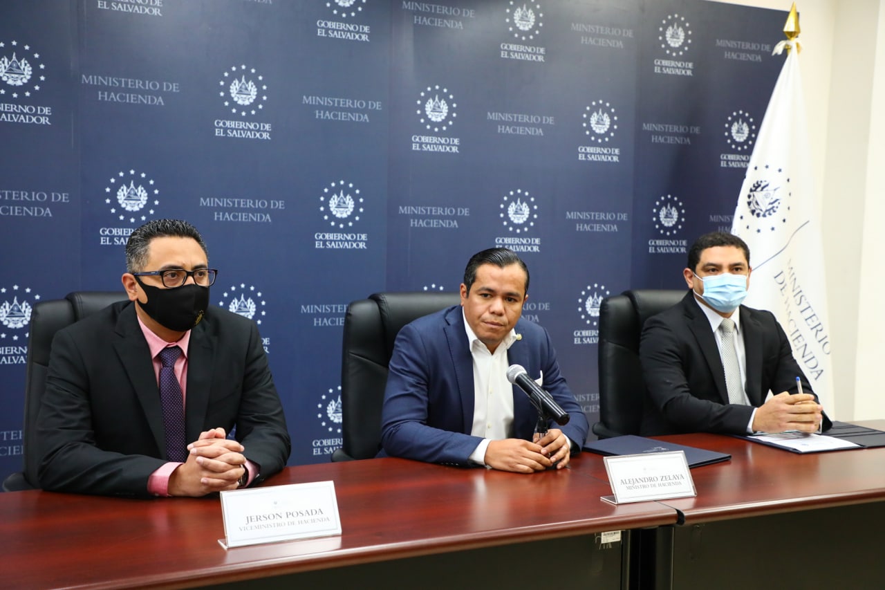 Ministro Zelaya denuncia que principal bloqueo de fondos en la Asamblea proviene de ARENA ministro-zelaya-denuncia-que-principal-bloqueo-de-fondos-en-la-asamblea-proviene-de-arena